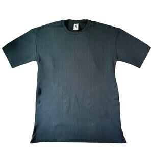 Nike Men's Medium Thick Black Shirt Side Mesh Slits Vent on Back Pockets Stylish